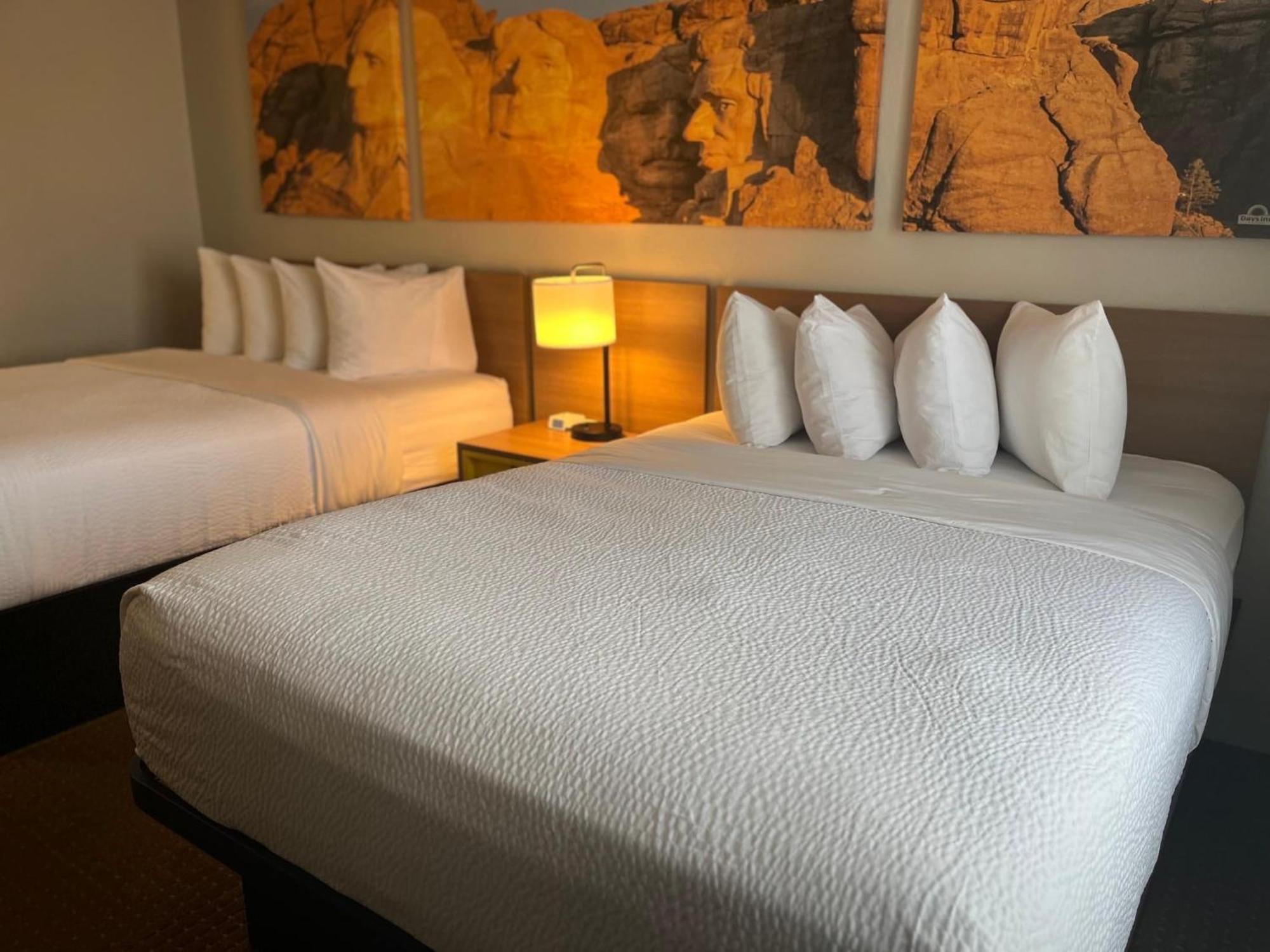 Days Inn By Wyndham Wall Bagian luar foto